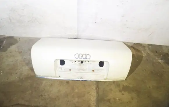 Audi A6 S6 C5 4B Tailgate/trunk/boot lid