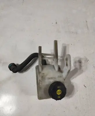 Opel Zafira C Brake fluid reservoir 13308775