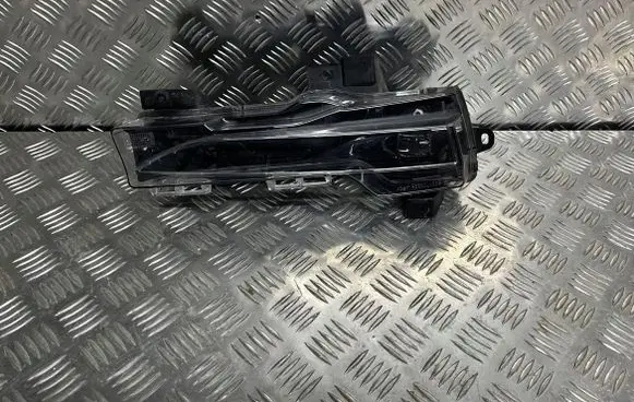 Tesla Model 3 Front fog light 1077396