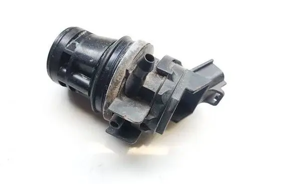 Mazda 6 Windscreen/windshield washer pump 8603102451 860310-2451