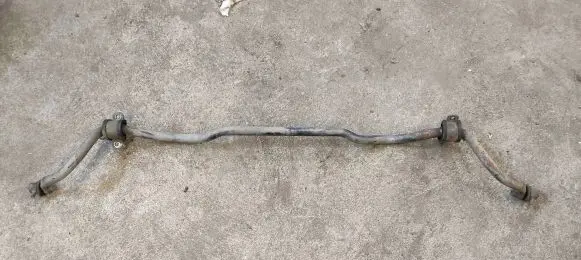 Subaru Legacy Front anti-roll bar/sway bar