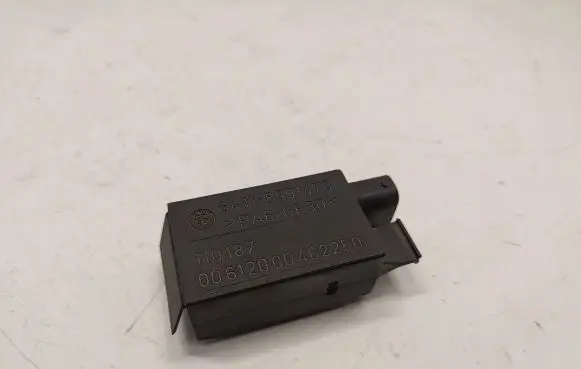 BMW 7 E38 AUC sensor 64118391470