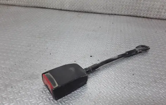 Land Rover Discovery Front seatbelt buckle
