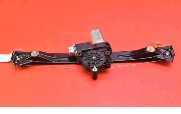 Chrysler Delta Front door window regulator with motor 72005003