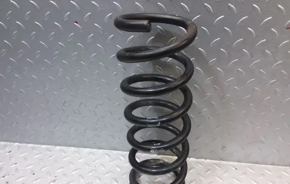 Lexus IS 220D-250-350 Rear coil spring