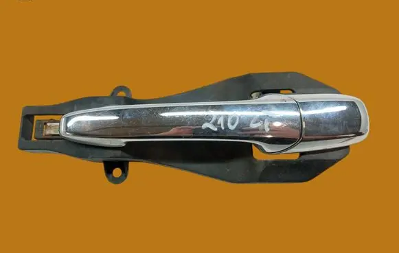 Mazda CX-9 Front door exterior handle