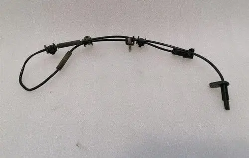 Tesla Model 3 ABS wheel speed sensor 104476100F