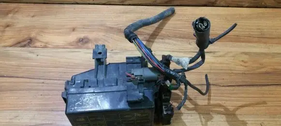 Mitsubishi Space Star Fuse box set