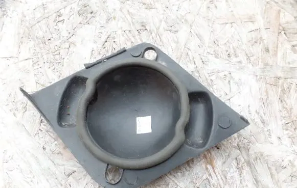 Other engine bay part