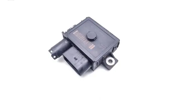 BMW 3 E90 E91 Glow plug pre-heat relay 7798000 0522120102 779800006