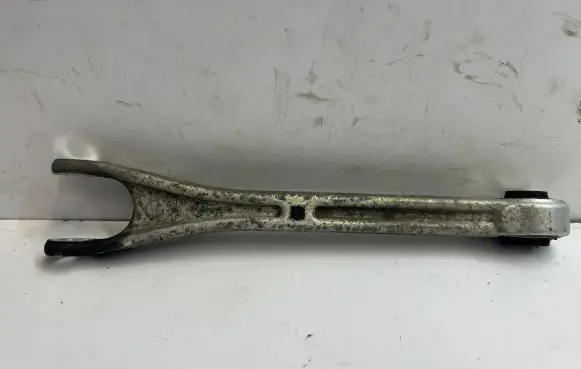 Maserati Levante Rear upper control arm/wishbone 0670002808