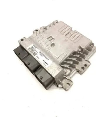 Volvo V40 Engine control unit/module S180134103A 31355712 S180134103