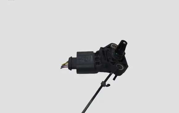 Volkswagen Golf VI Air pressure sensor 0281002977 03G906051E