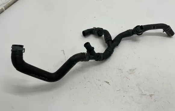 Volkswagen Golf VII Engine coolant pipe/hose 5Q0122157DS