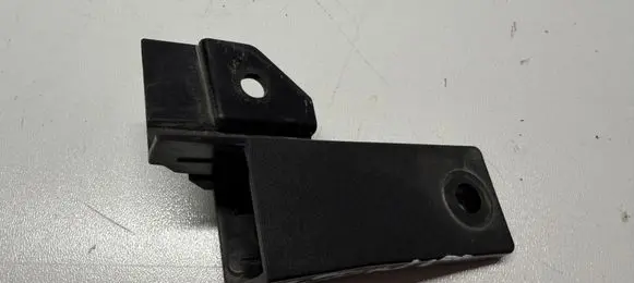 KIA Stonic Headlight/headlamp mounting bracket 92132H8400