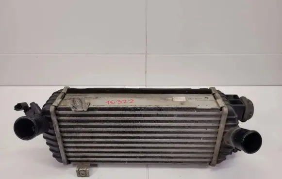 Hyundai Tucson TL Intercooler radiator 28270-2A430