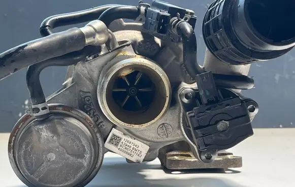 Opel Insignia B Turbo 12687043 40005962 BC907511162