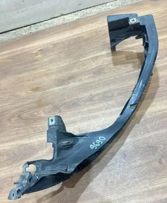 BMW 1 E81 E87 Headlight/headlamp mounting bracket 7120824