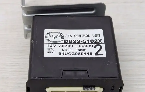 Mazda CX-3 Light module LCM DB2S5102X