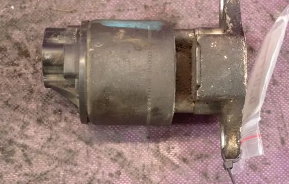 Opel Astra G EGR valve 