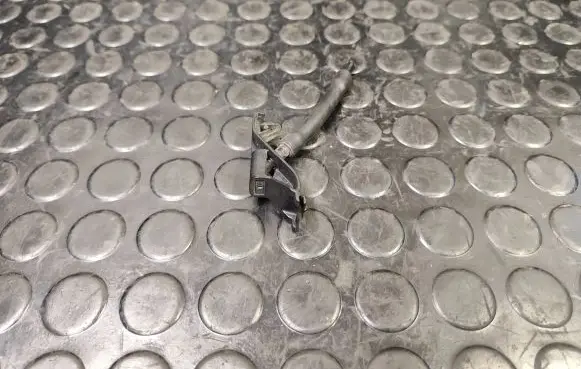 Citroen C4 II Windshield washer spray nozzle 