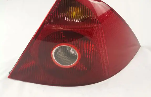 Ford Mondeo Mk III Rear/tail lights 1S7113404A