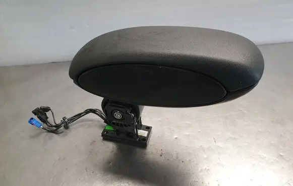 Mini Cooper Countryman R60 Armrest 8110845