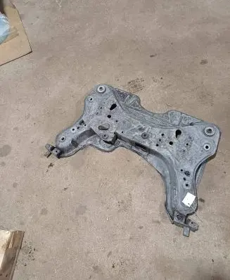 Renault Laguna II Front subframe