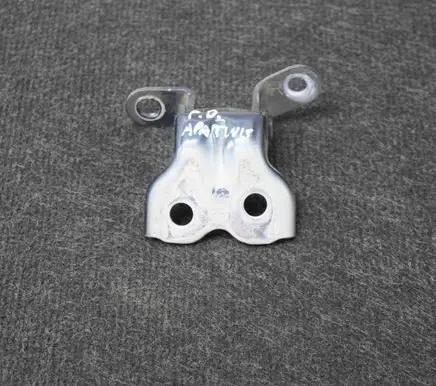 Toyota Hilux (AN10, AN20, AN30) Front door upper hinge