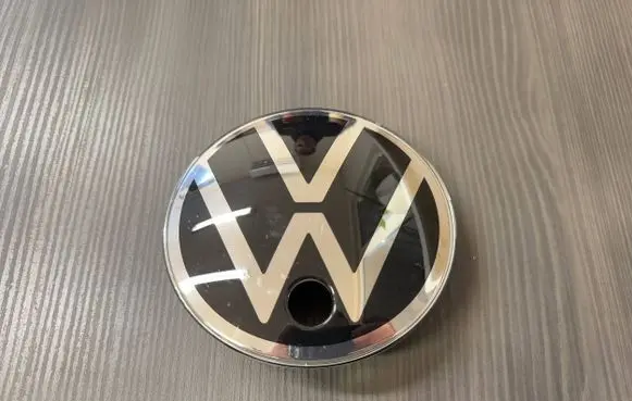 Volkswagen Arteon Manufacturer badge logo/emblem 3G7853600