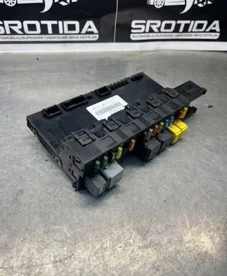 Mercedes-Benz E W211 Fuse module 2115459301