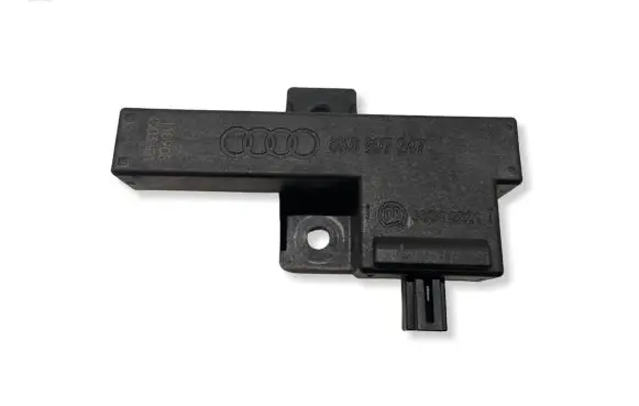 Audi A6 S6 C7 4G Keyless (KESSY) go control unit/module 8K0907247 33542221