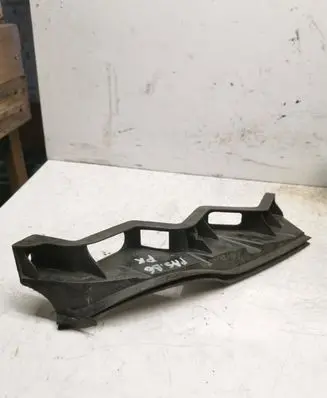 Volkswagen PASSAT B6 Front bumper mounting bracket 3C0807889