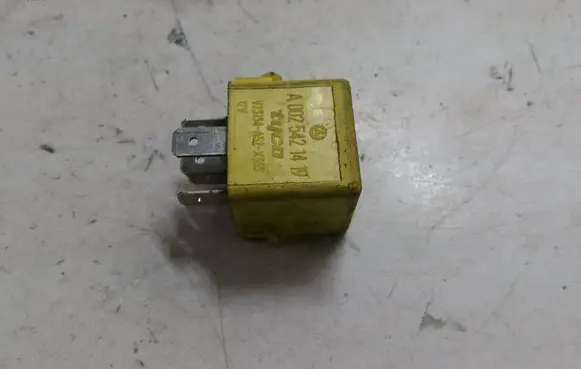 Mercedes-Benz S W220 Other relay A0025421419