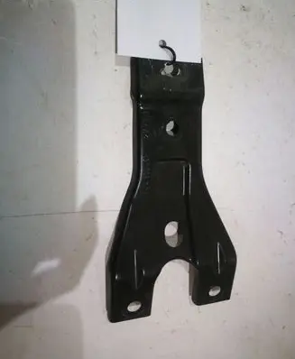 Volkswagen PASSAT B7 Radiator support slam panel bracket 3AA805569