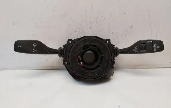 BMW 2 F45 Wiper turn signal indicator stalk/switch 9368597