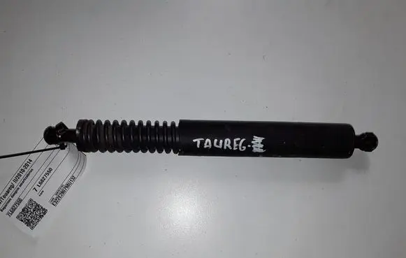 Volkswagen Touareg II Tailgate strut 7L6827550