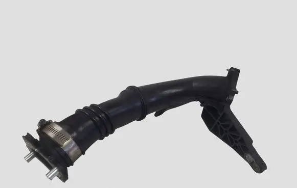 Volvo V40 Intercooler hose/pipe AV6Q9351BC