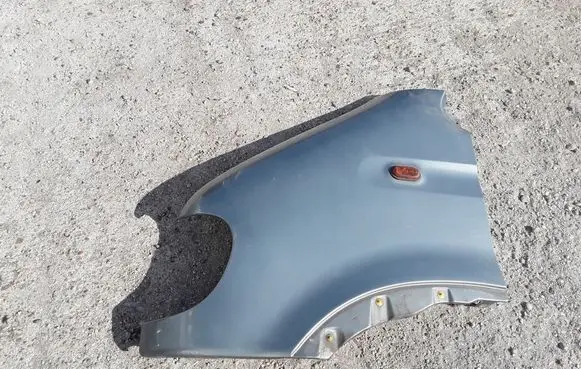 Renault Master II Fender
