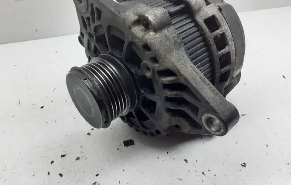 KIA Optima Generator/alternator 373002A910