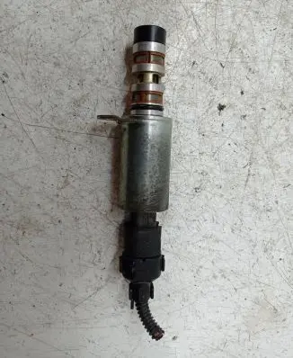 Opel Vectra C Camshaft vanos timing valve 12992408