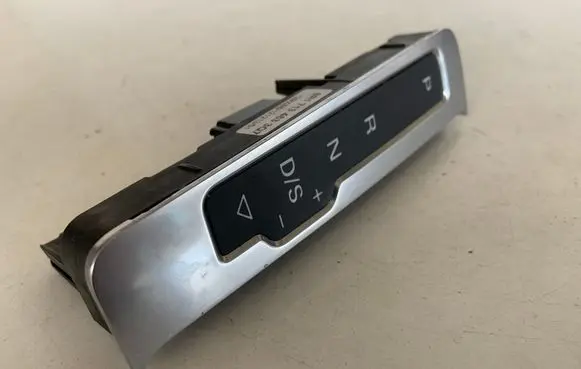 Audi Q5 SQ5 Gear shift selector indicator 8R1713463 8R17134633Q7