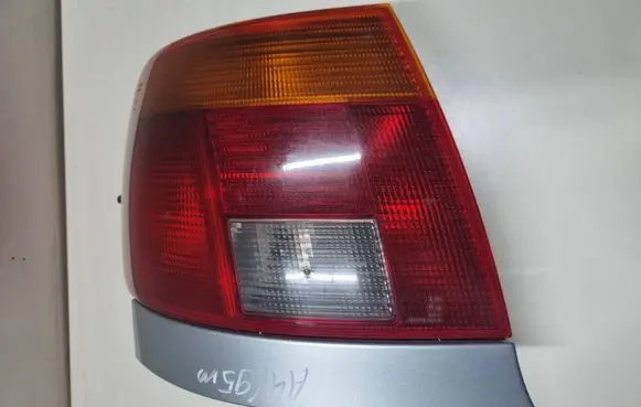 Rear/tail lights