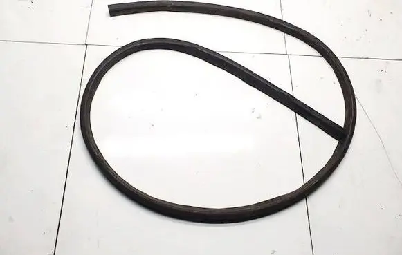 Mercedes-Benz GL X164 Engine compartment rubber 