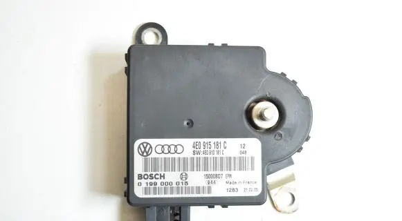 Audi A8 S8 D3 4E Battery control module 4E0915181C