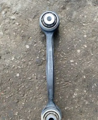 Rear control arm
