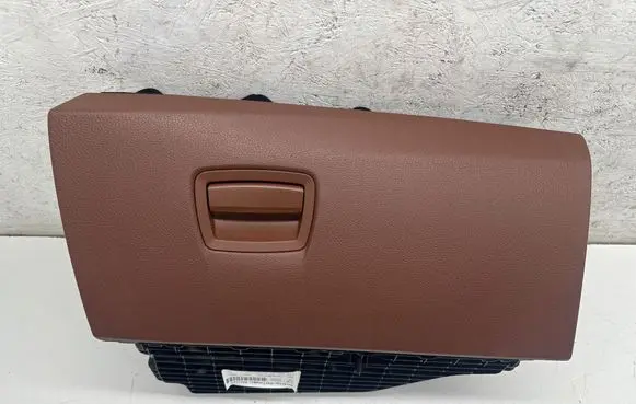 BMW 5 F10 F11 Glove box 9173907 11242010