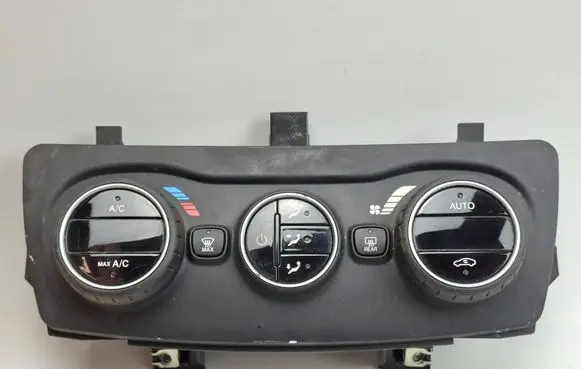 Fiat Tipo Climate control unit 07356428550 838507Z