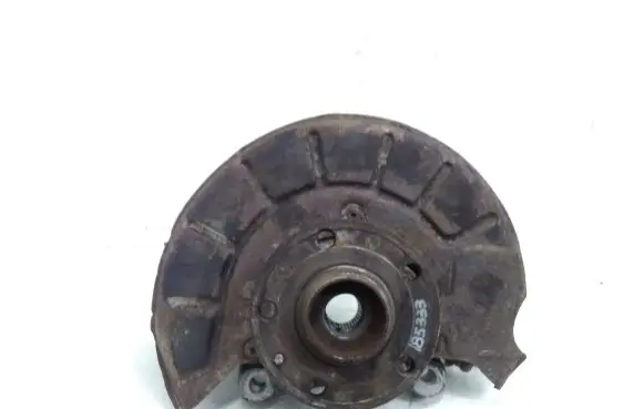 Volkswagen PASSAT B6 Front wheel hub spindle knuckle