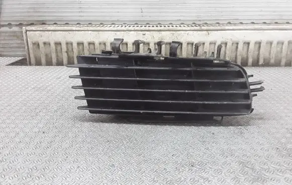 Opel Vectra C Front bumper lower grill 0551004542